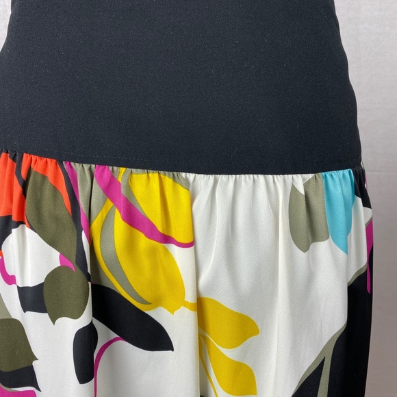 NYGARD Drop Waist Island Skirt | Size 10 - Picture 6 of 8